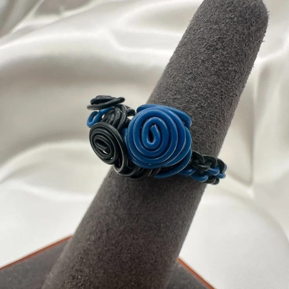 Vintage Y2K Wire Wrap Spiral Statement Ring Women's Classic Fashion Jewelry Boho